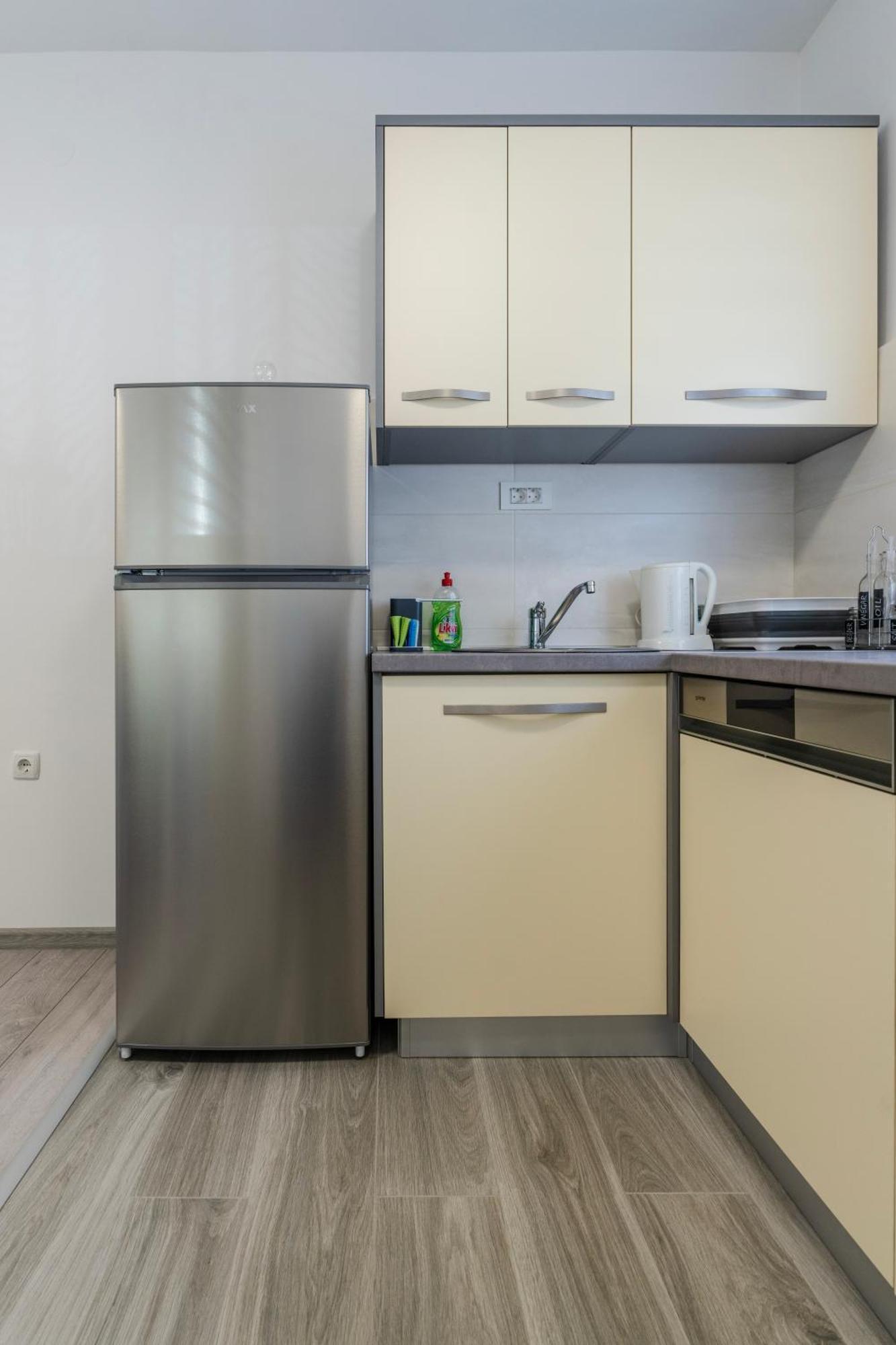Ferienwohnung Lusi Otočac Exterior foto